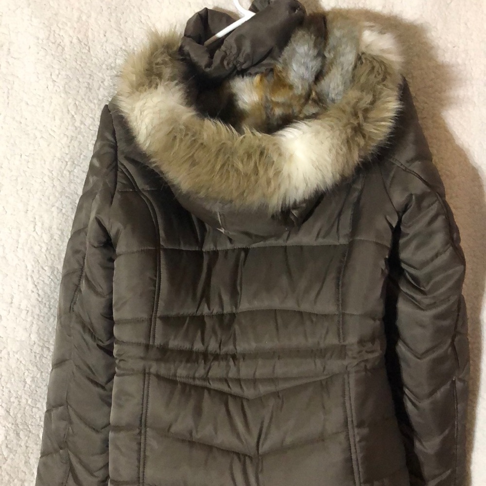 Olive pretty winter coat - Picture 2 of 6